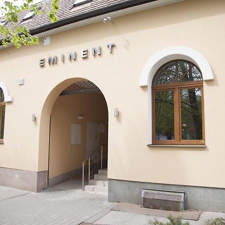 Hotel Eminent Zlaté Moravce 외부 사진