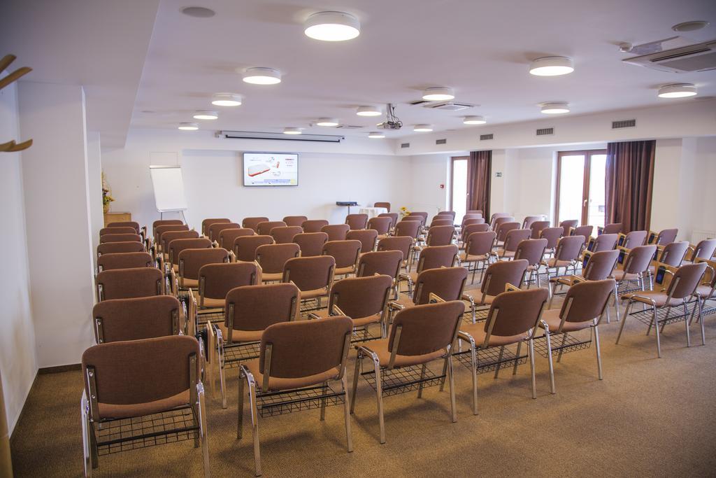 Hotel Eminent Zlaté Moravce 외부 사진